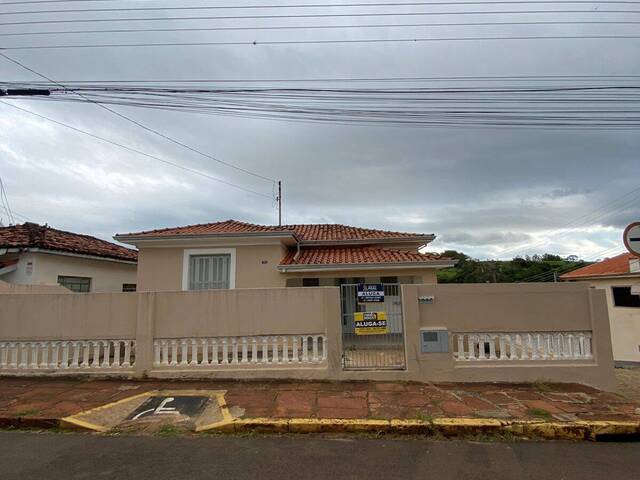 #26 - Casa para Locação em Piraju - SP - 2