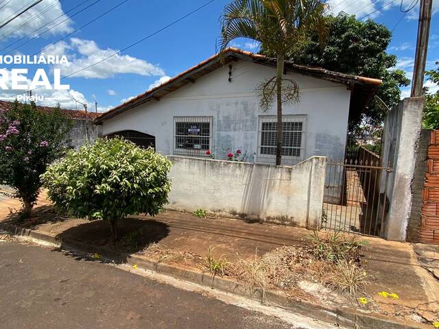 #77 - Casa para Venda em Piraju - SP - 2