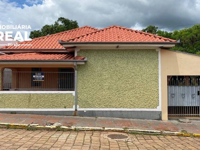 #81 - Casa para Locação em Piraju - SP