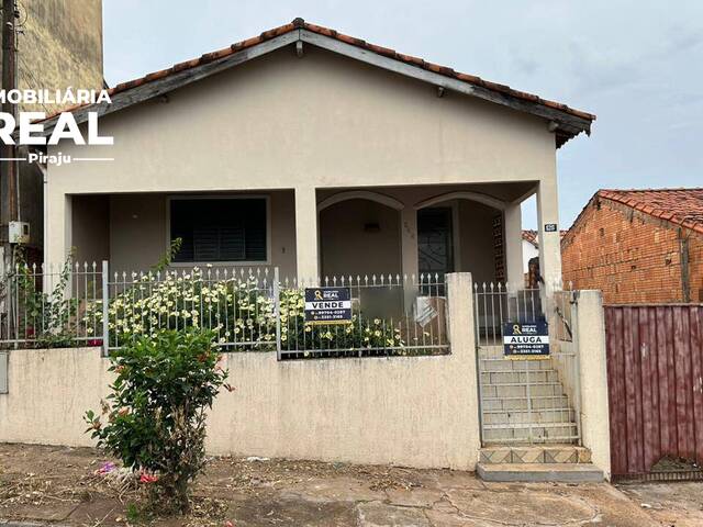 #113 - Casa para Venda em Piraju - SP