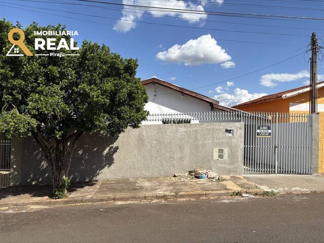 #155 - Casa para Locação em Piraju - SP